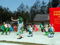 Dancing girls