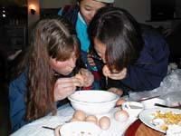Blowing eggs